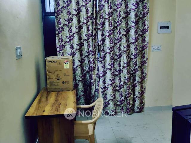 2 BHK House for Rent In Sector 33
