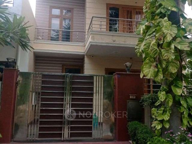 2 BHK House for Rent In Sector 38