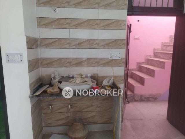 2 BHK House for Rent In Sector 7