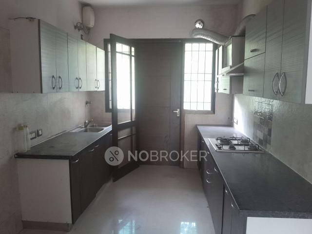 2 BHK House for Rent In Sector 40