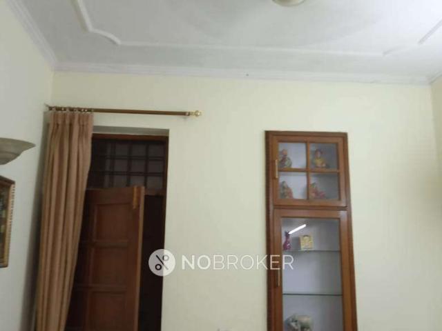 2 BHK House for Rent In Sector 43