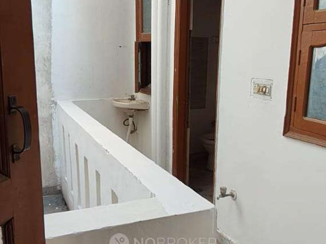 2 BHK House for Rent In Sector 45