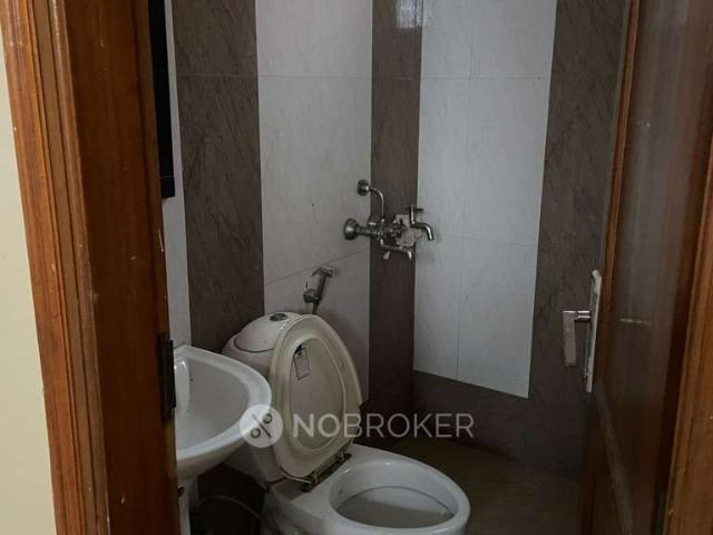 2 BHK House for Rent In Sector 45