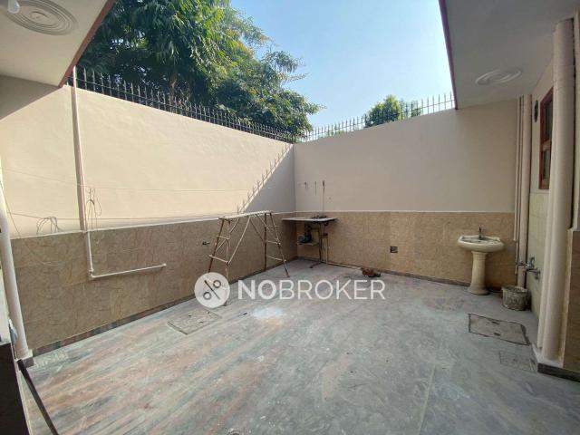 2 BHK House for Rent In Sector 4