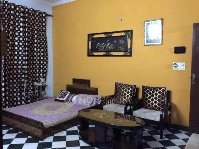 2 BHK House for Rent In Sector 52