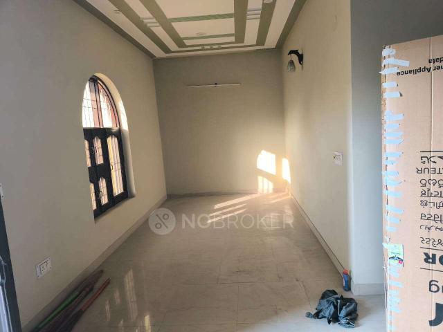 2 BHK House for Rent In Sector 55