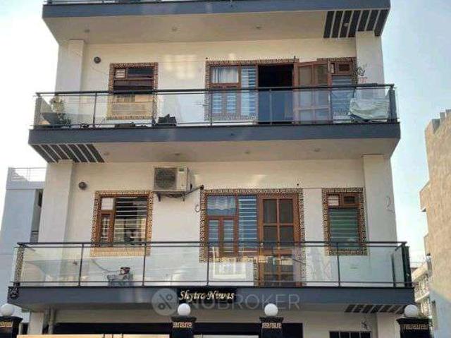 2 BHK House for Rent In Sector 57
