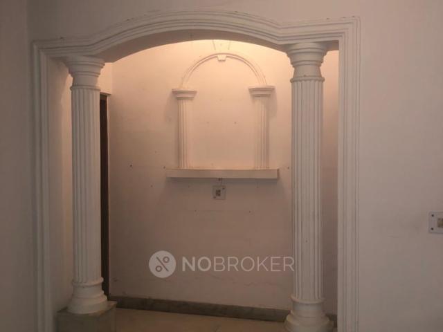 2 BHK House for Rent In Sector 61
