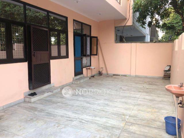 2 BHK House for Rent In Sector 71