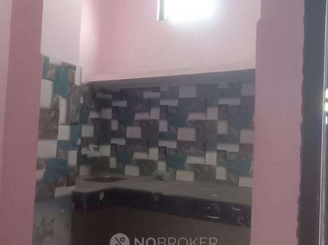 2 BHK House for Rent In Sector 81