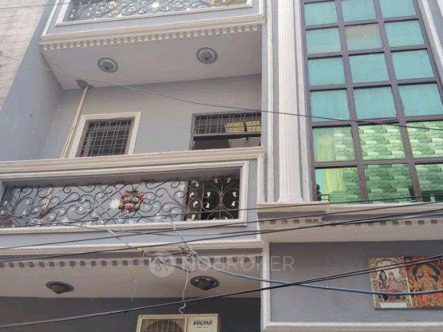 2 BHK House for Rent In Sector 8
