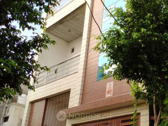 2 BHK House for Rent In Sector 9b