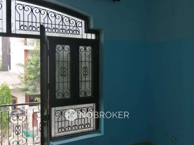 2 BHK House for Rent In Sector Phi 3 Block C