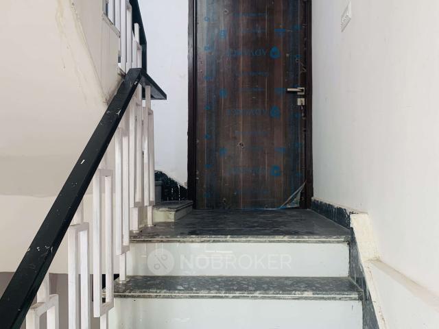 2 BHK House for Rent In Select City Residency