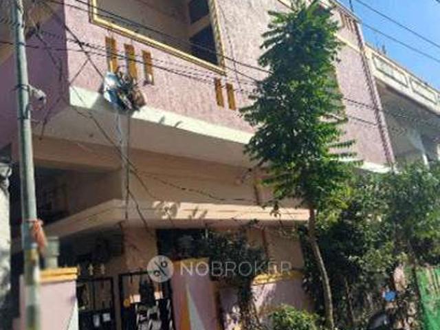 2 BHK House for Rent In Seven Hills Colony, Street No 4