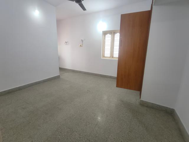2 BHK House for Rent In Singasandra
