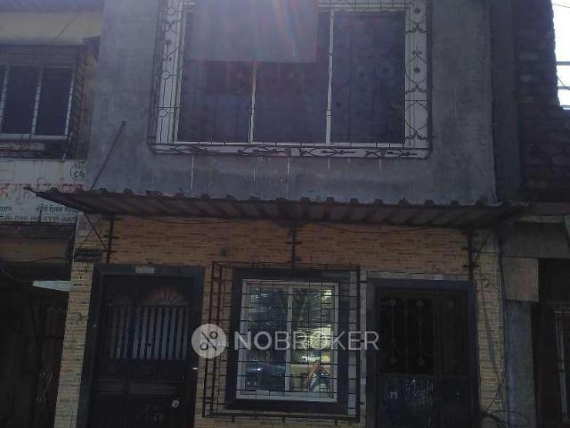 2 BHK House In Independent Row House For Sale In Malad West