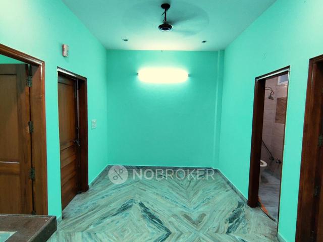 2 BHK In Independent Building for Rent In Sector 52