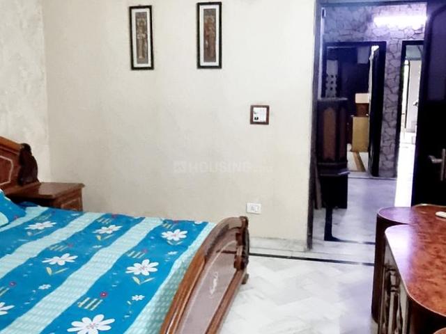 2 BHK Independent Builder Floor in Mukherjee Nagar for rent New Delhi. The reference number is 19785413