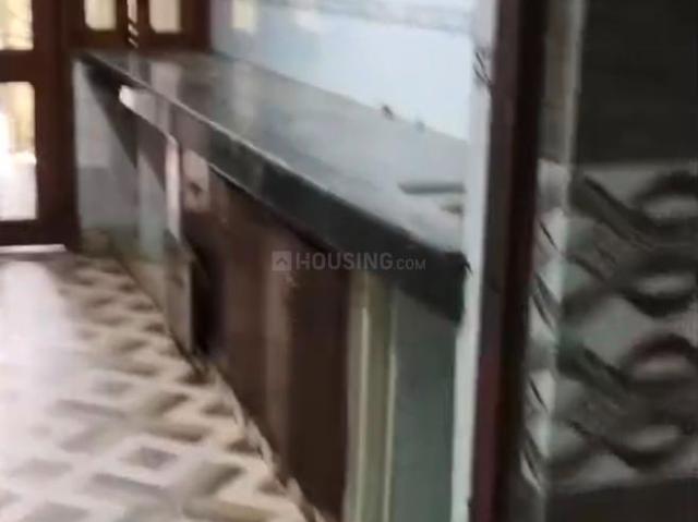 2 BHK Independent Builder Floor in Mukherjee Nagar for rent New Delhi. The reference number is 20756937