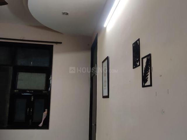 2 BHK Independent Builder Floor in Mukherjee Nagar for resale New Delhi. The reference number is 20136540