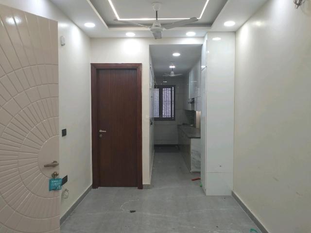 2 BHK Independent Builder Floor in Mukherjee Nagar for resale New Delhi. The reference number is 20568715