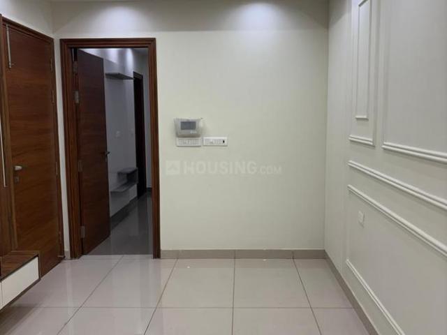2 BHK Independent Builder Floor in Mukherjee Nagar for resale North West Delhi. The reference number is 17401028