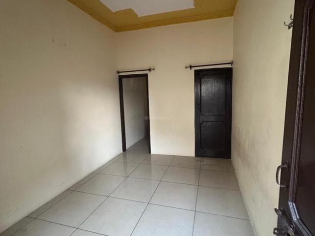 2 BHK Independent Builder Floor in Mundian Kalan for rent Ludhiana. The reference number is 16264404