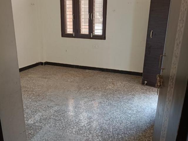 2 BHK Independent Builder Floor in Madiyava for rent Lucknow. The reference number is 9465857