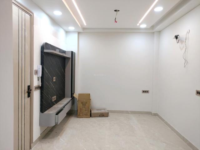 2 BHK Independent Builder Floor in Mahavir Enclave for rent New Delhi. The reference number is 18472469