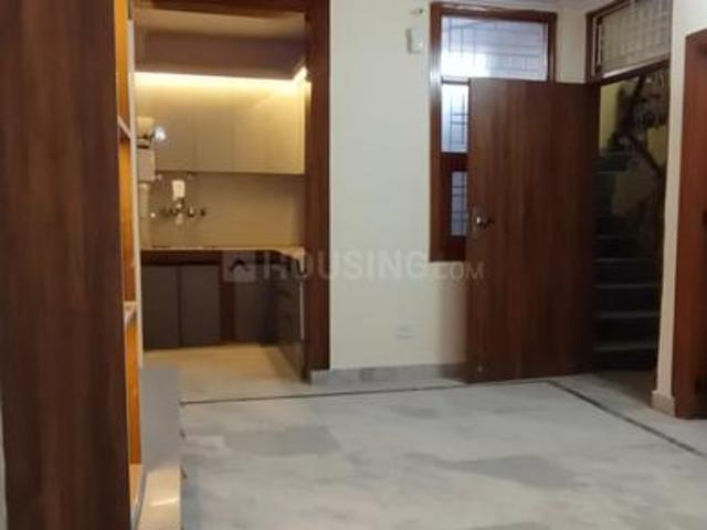2 BHK Independent Builder Floor in Mahavir Enclave for rent New Delhi. The reference number is 19870135