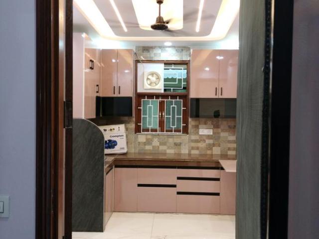 2 BHK Independent Builder Floor in Mahavir Enclave for rent New Delhi. The reference number is 19933332
