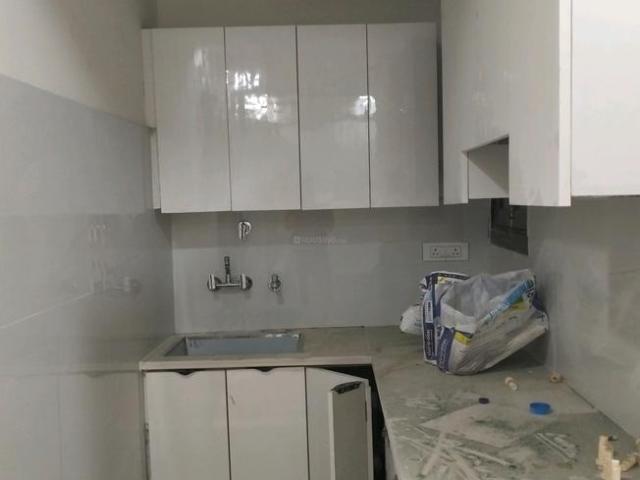 2 BHK Independent Builder Floor in Mahavir Enclave for resale New Delhi. The reference number is 20046363