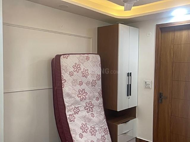 2 BHK Independent Builder Floor in Mahavir Enclave for resale New Delhi. The reference number is 20060389