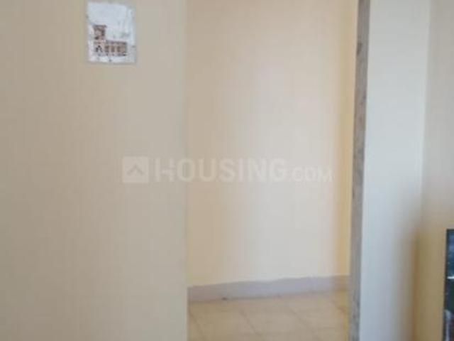 2 BHK Independent Builder Floor in Malad West for resale Mumbai. The reference number is 12557296