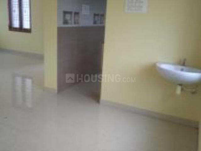 2 BHK Independent Builder Floor in Mallamooppampatty for rent Salem. The reference number is 20921991
