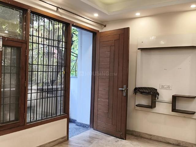 2 BHK Independent Builder Floor in Malviya Nagar for rent New Delhi. The reference number is 19903123