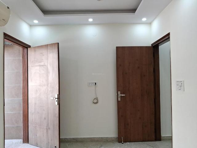 2 BHK Independent Builder Floor in Mansarover Garden for rent New Delhi. The reference number is 19689370