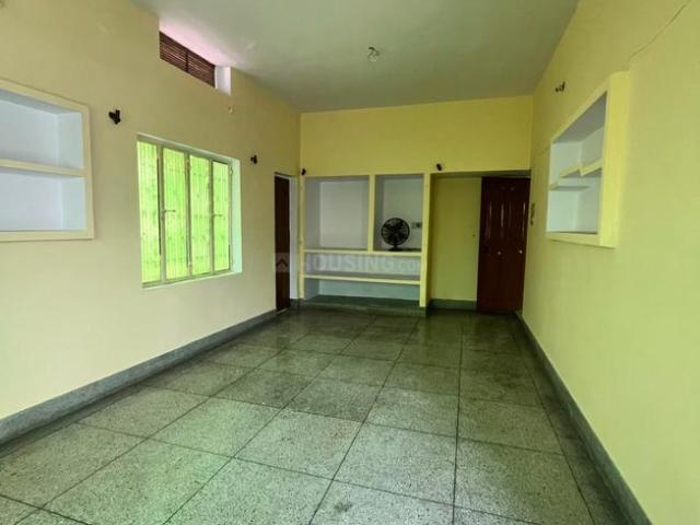 2 BHK Independent Builder Floor in Maqbool Alam Road for rent Varanasi. The reference number is 20718489