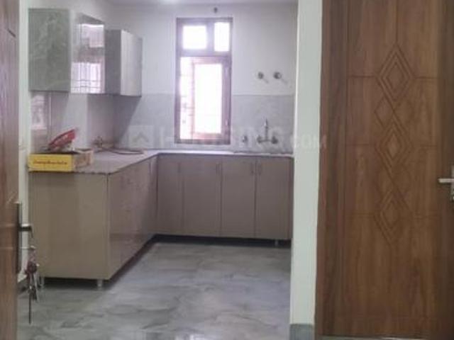 2 BHK Independent Builder Floor in Mayur Vihar Phase 1 for rent New Delhi. The reference number is 19890953