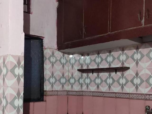 2 BHK Independent Builder Floor in Mayur Vihar Phase 1 for rent New Delhi. The reference number is 5307191