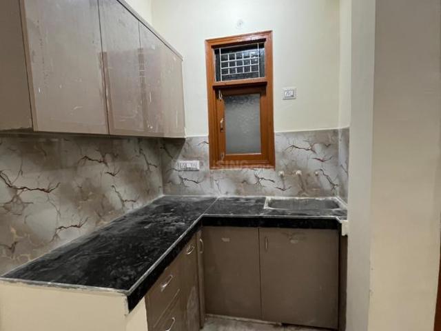 2 BHK Independent Builder Floor in Mayur Vihar Phase 1 for resale New Delhi. The reference number is 19882961