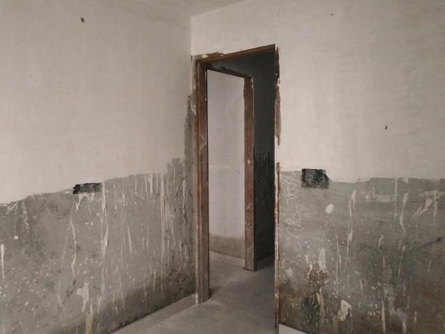 2 BHK Independent Builder Floor in Mayur Vihar Phase 1 for resale New Delhi. The reference number is 20438480