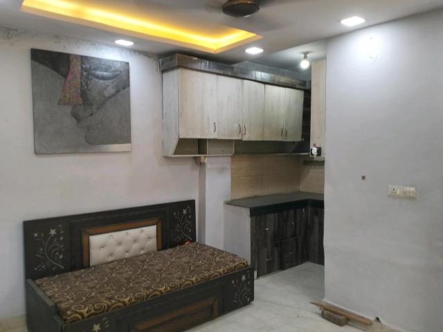 2 BHK Independent Builder Floor in Mayur Vihar Phase 1 for resale New Delhi. The reference number is 20444599