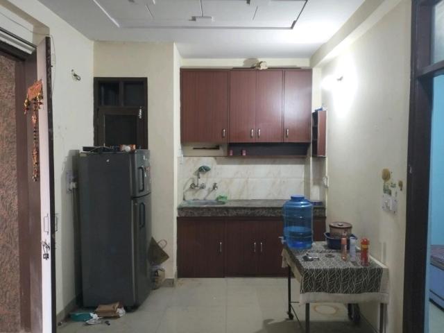 2 BHK Independent Builder Floor in Mayur Vihar Phase 1 for resale New Delhi. The reference number is 20075043