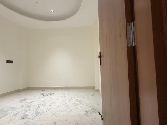 2 BHK Independent Builder Floor in Mayur Vihar Phase 1 for resale New Delhi. The reference number is 20307579