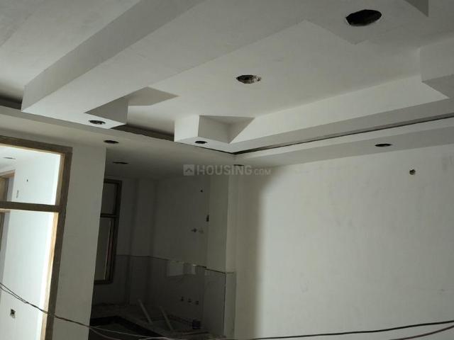 2 BHK Independent Builder Floor in Mayur Vihar Phase 1 for resale New Delhi. The reference number is 20361824