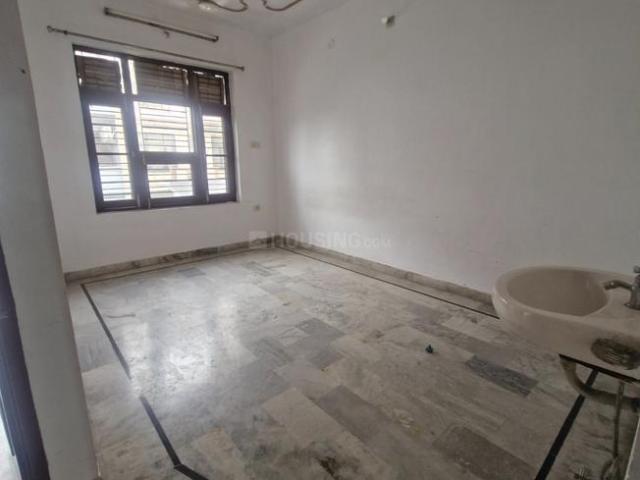 2 BHK Independent Builder Floor in Model Town for rent Bathinda. The reference number is 20693033