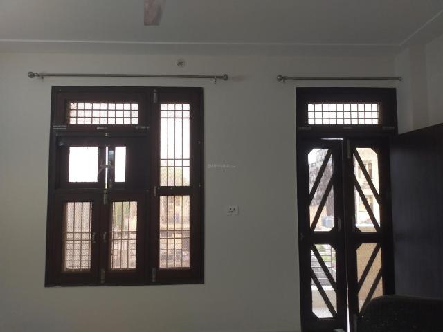 2 BHK Independent Builder Floor in Nawada for rent New Delhi. The reference number is 20387548