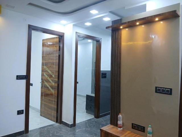 2 BHK Independent Builder Floor in Nawada for resale New Delhi. The reference number is 18277787